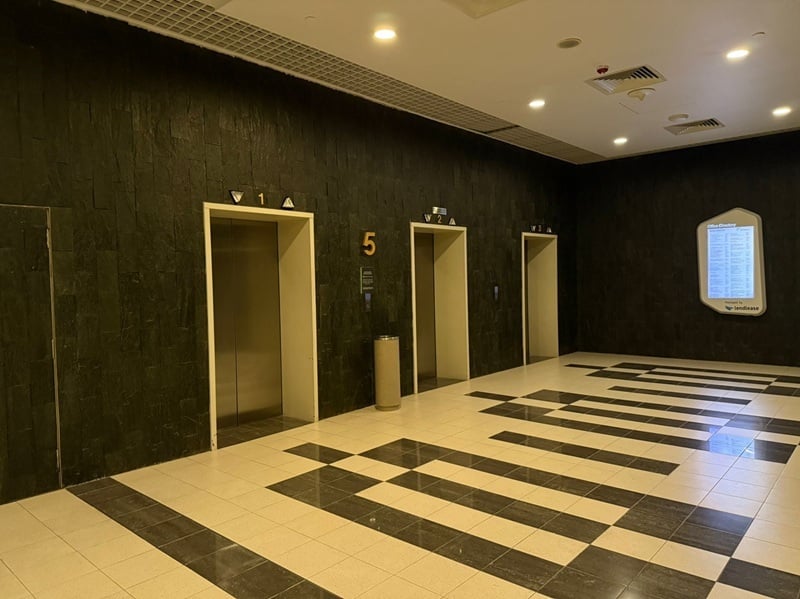 ECP Marine Parade Carpark 6 route - lift lobby