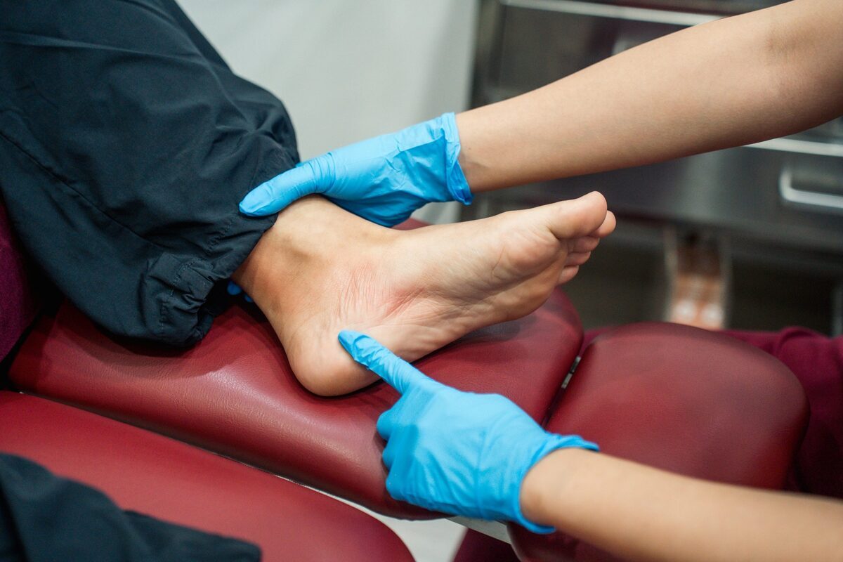 Ageing Feet: Common Changes and How to Manage Them