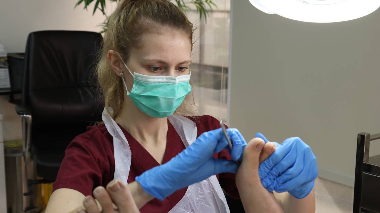 What is Podiatry and Why Do You Need to See a Podiatrist?